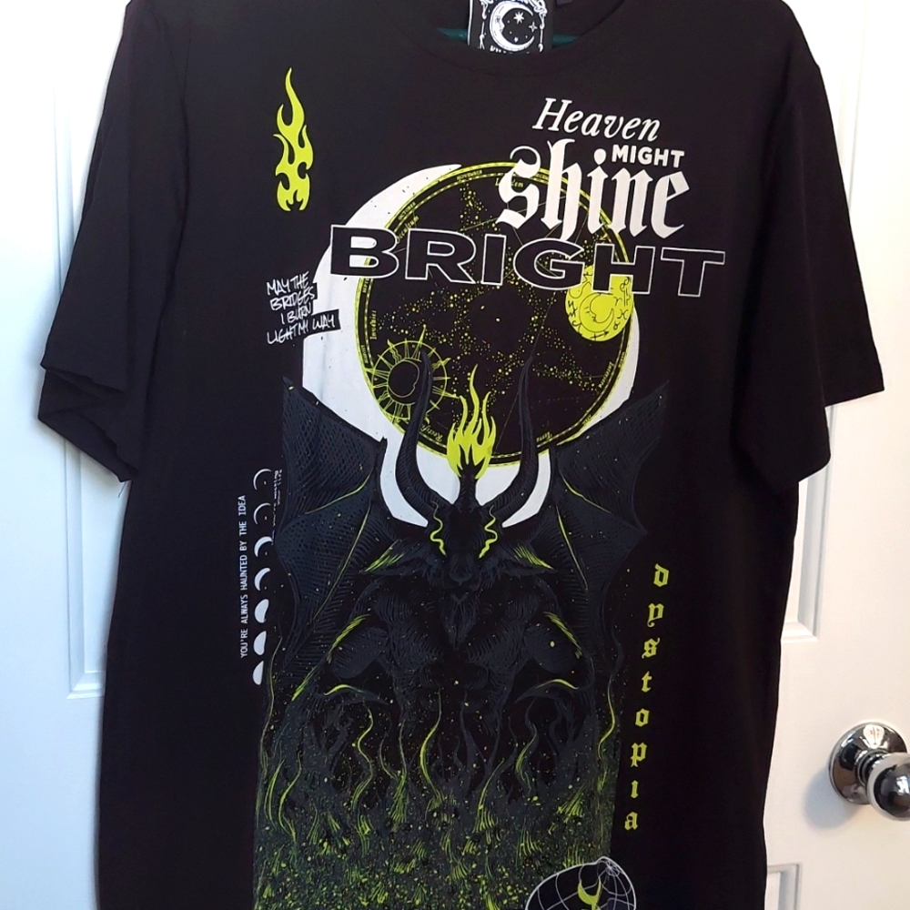 Black tshirt killstar flames